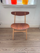 Indlæs billede til gallerivisning Wegner CH30
