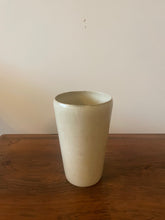 Indlæs billede til gallerivisning Vase
