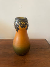 Indlæs billede til gallerivisning Vase
