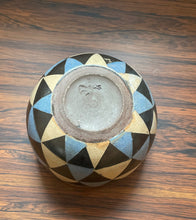 Indlæs billede til gallerivisning Vase
