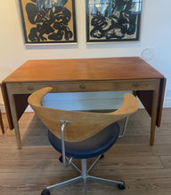 Indlæs billede til gallerivisning AT 305
