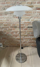Indlæs billede til gallerivisning PH Stander lampe
