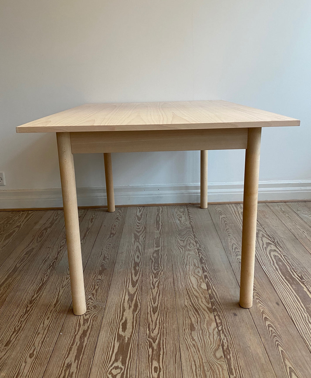 Spisebord